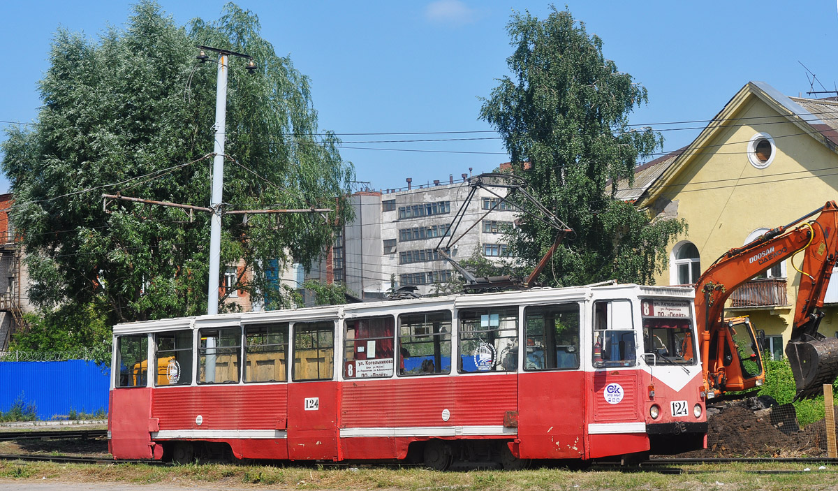 Омск, 71-605 (КТМ-5М3) № 124 Омск, 71-605 (КТМ-5М3) № 124