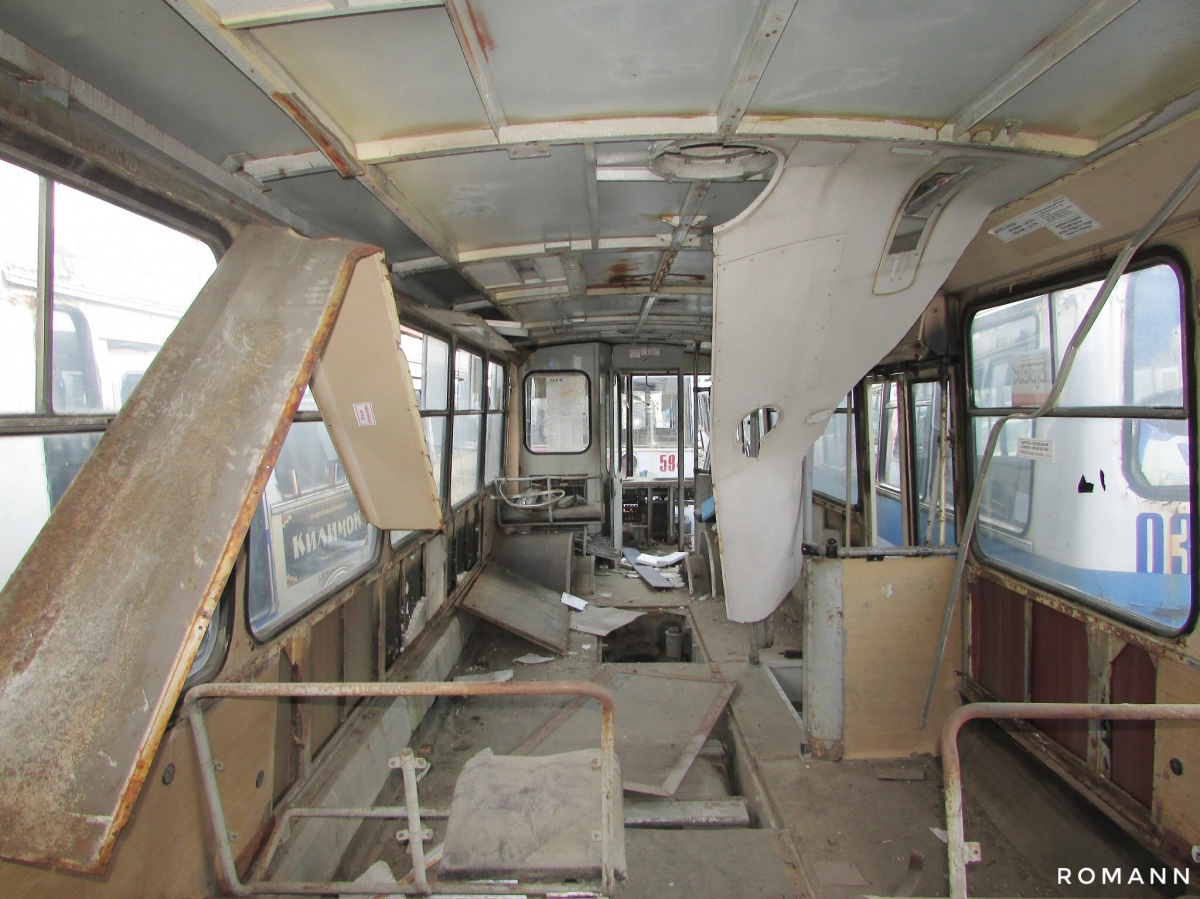 Львов, Škoda 14Tr08/6 № 592