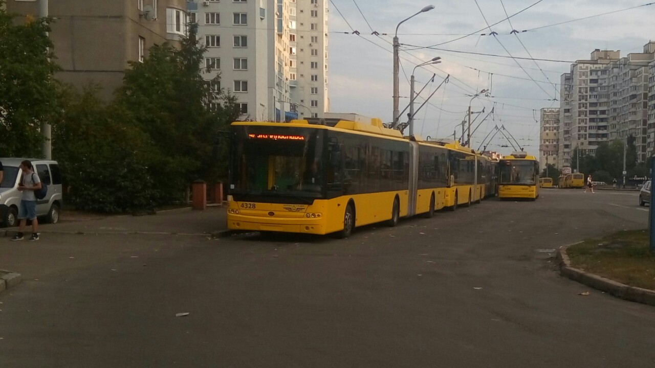 Киев, Богдан Т90110 № 4328