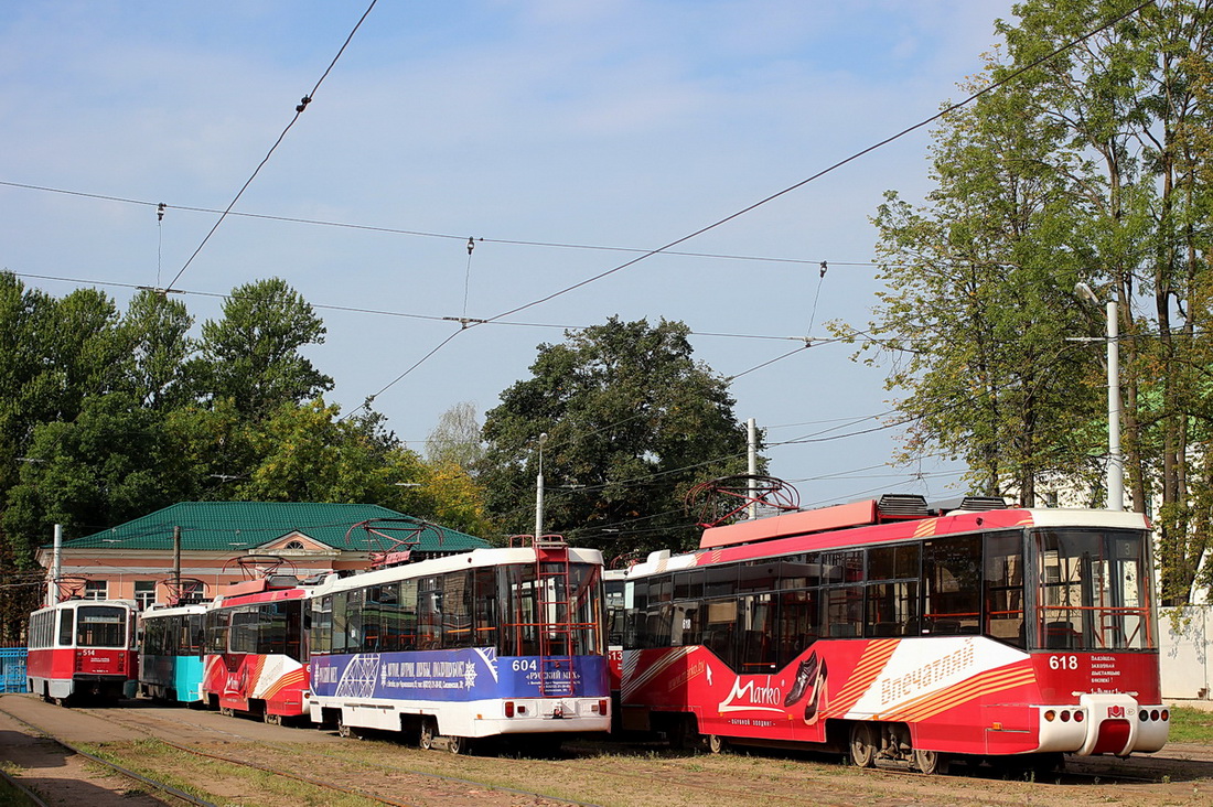 Вiцебск, 71-608КМ № 514; Вiцебск, БКМ 60102 № 604; Вiцебск, БКМ 62103 № 618