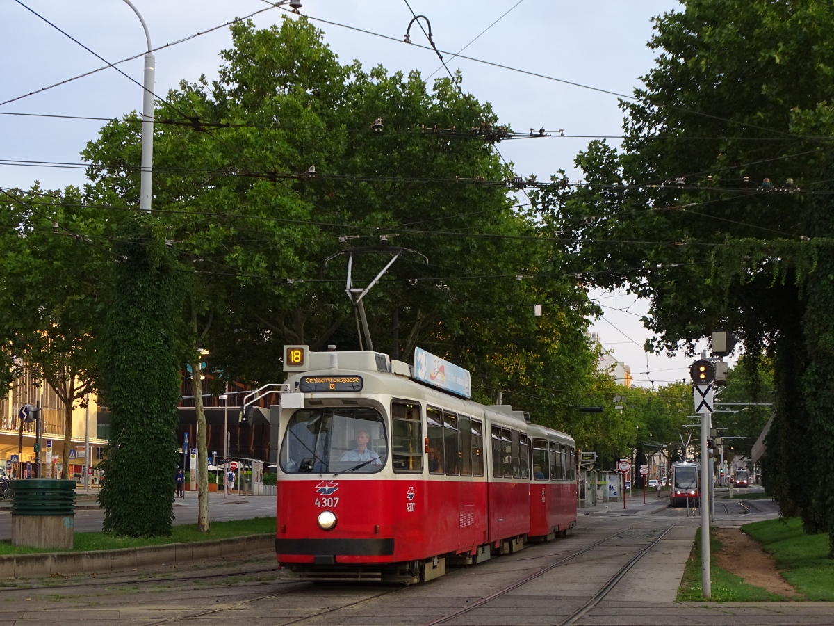 Вена, Lohner Type E2 № 4307