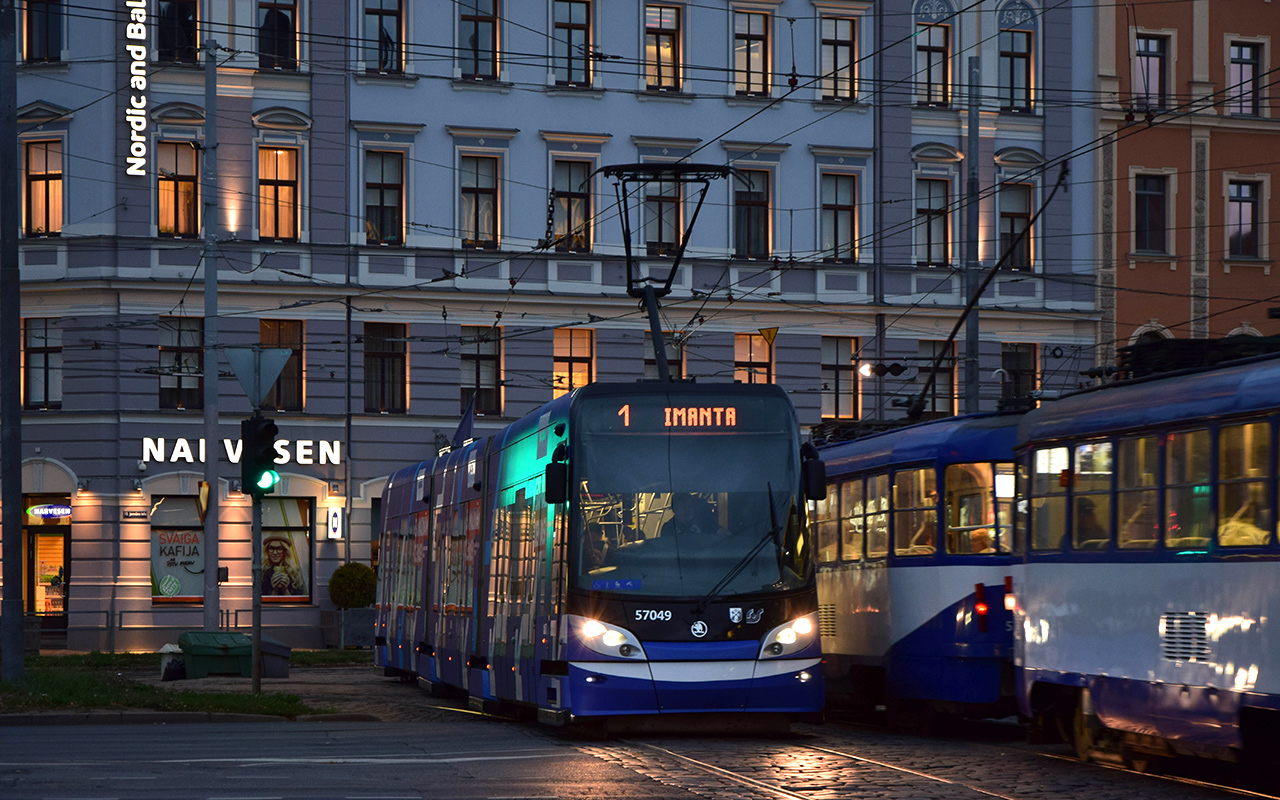 Рига, Škoda 15T ForCity Alfa Riga № 57049