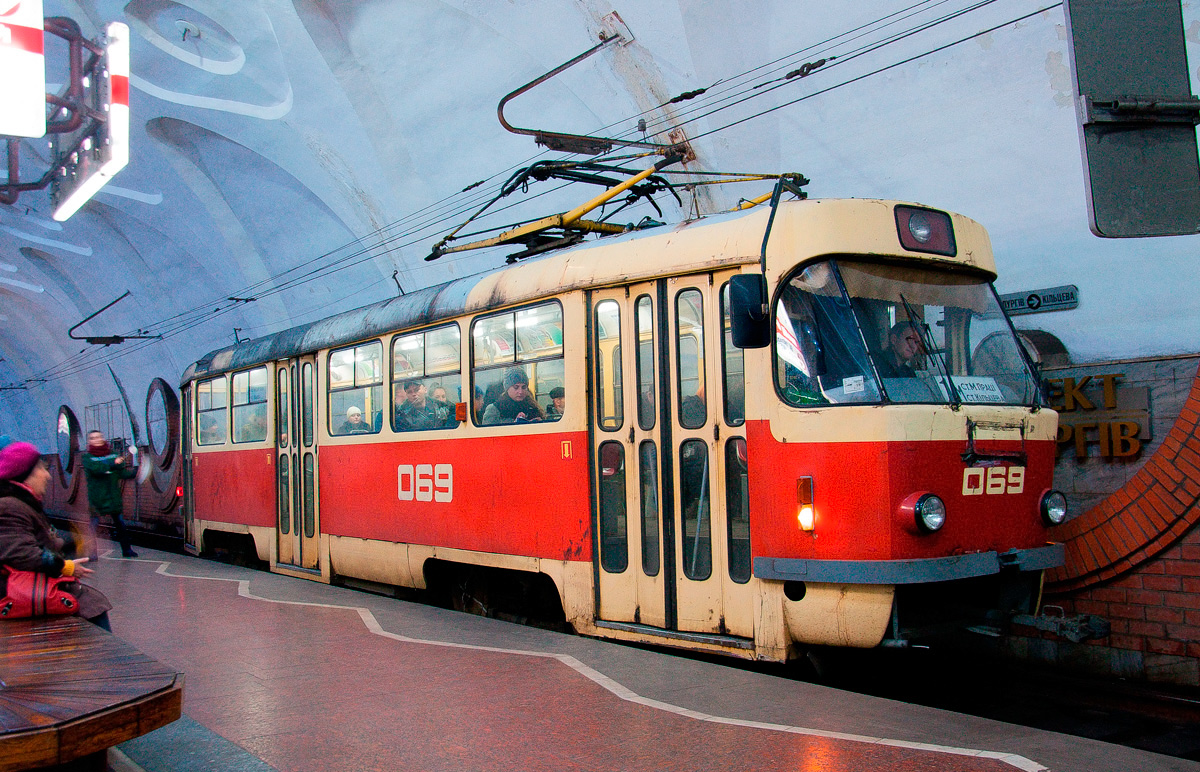 Кривой Рог, Tatra T3SUCS № 069