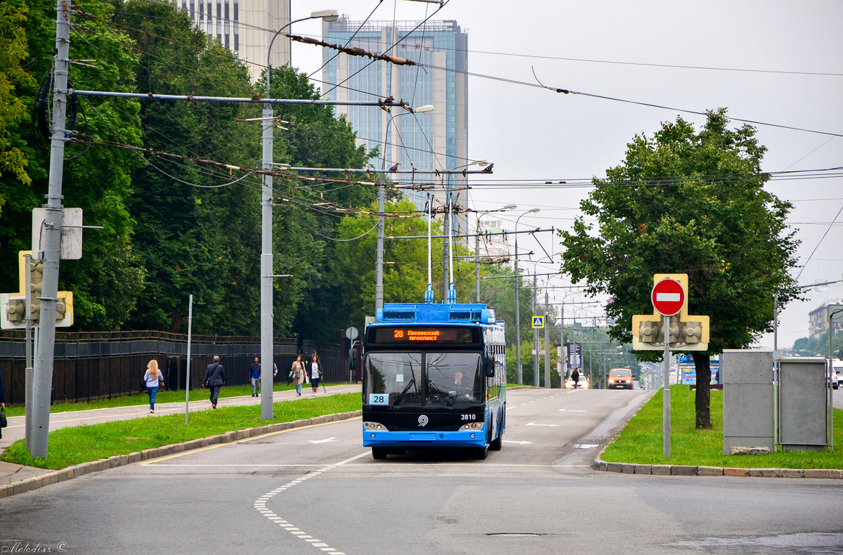 Москва, СВАРЗ-МАЗ-6235.00 № 3810