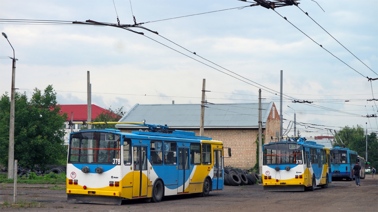 Черновцы, Škoda 14Tr17/7M № 378; Черновцы, Škoda 14Tr17/7M № 379