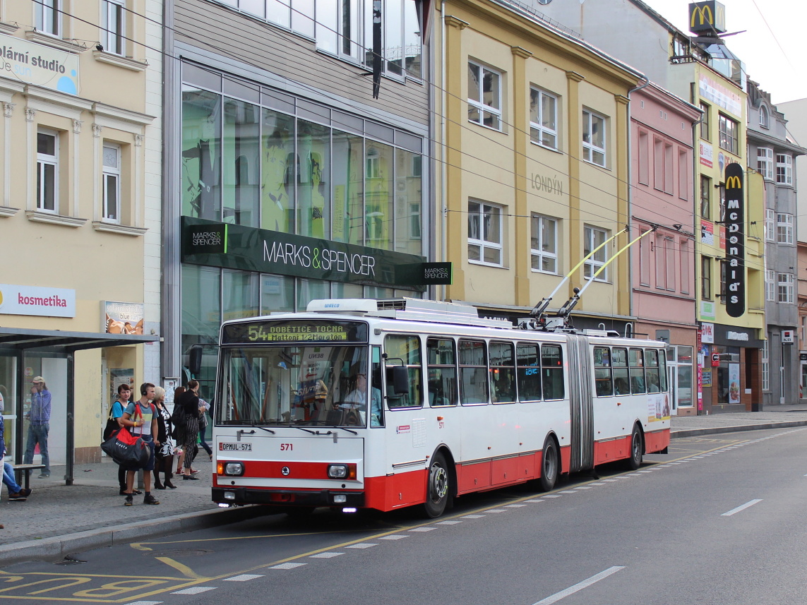 Усти-над-Лабем, Škoda 15Tr13/6M № 571