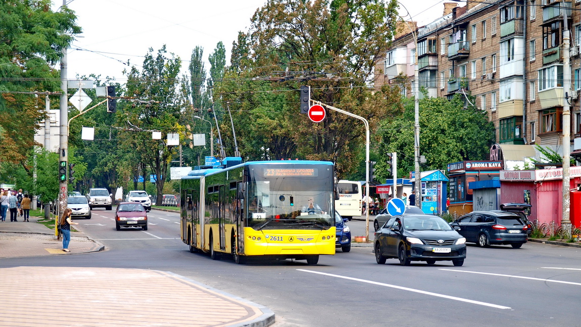 Киев, ЛАЗ E301D1 № 2611