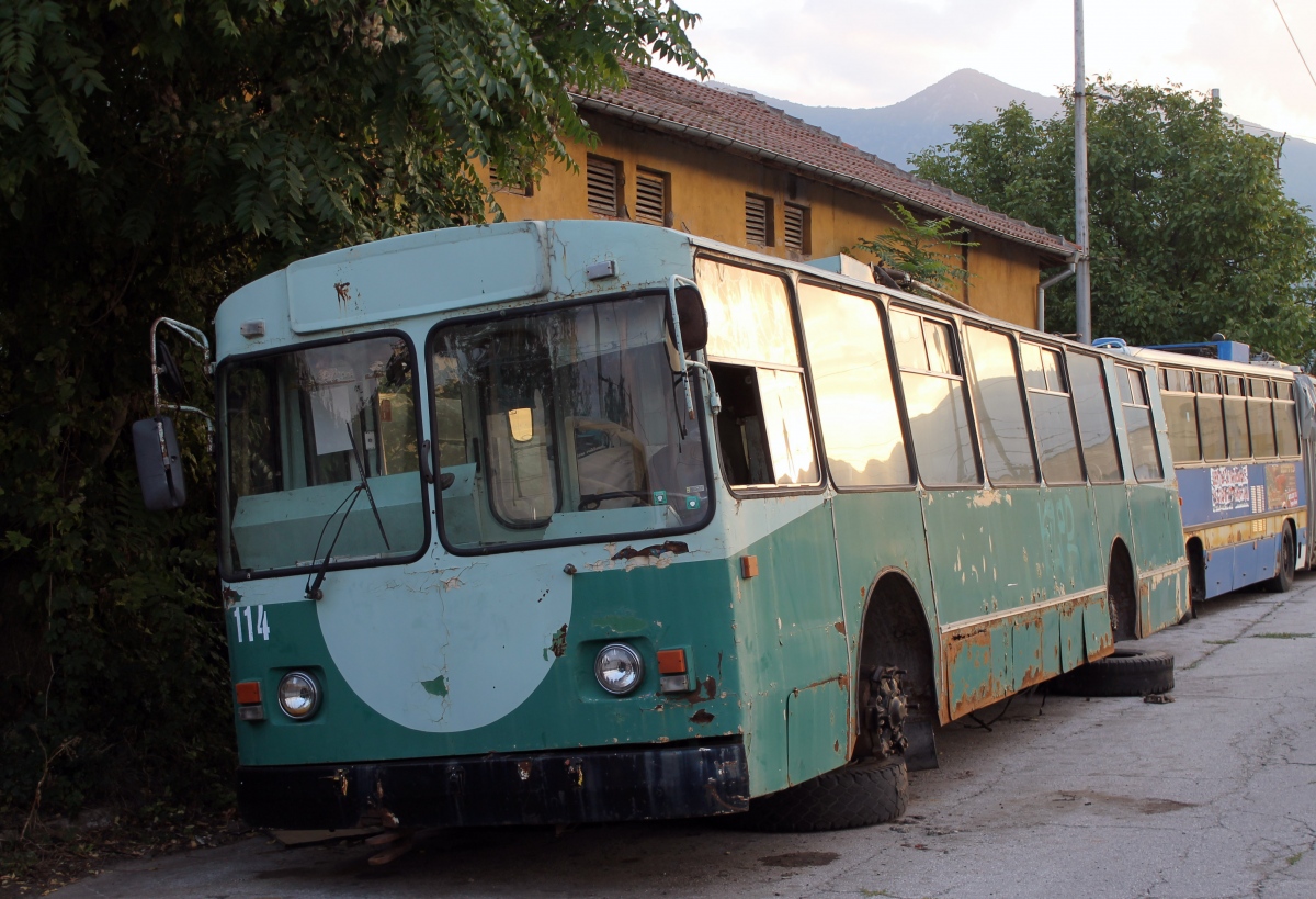 Враца, ЗиУ-682В1УБ № 114