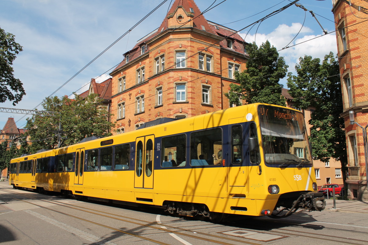 Штутгарт, Duewag DT8.S № 4180