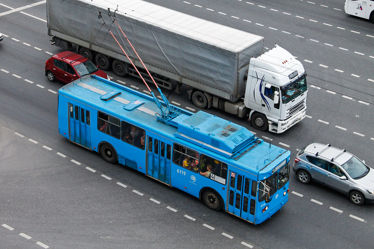 Москва, ЗиУ-682ГМ1 (с широкой передней дверью) № 6119