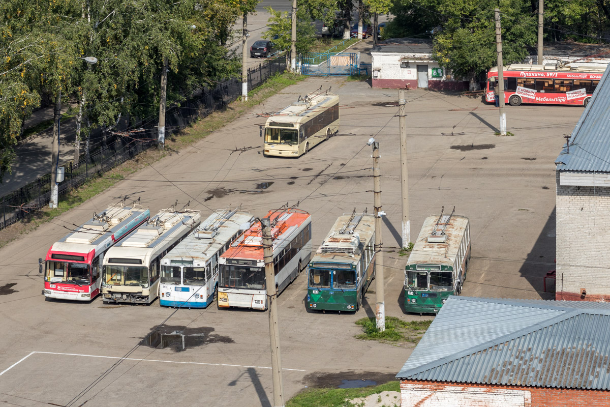 Томск, БКМ 321 № 414; Томск, БКМ 321 № 401; Томск, ЗиУ-682Г-018 [Г0Р] № 351; Томск, БКМ 321 № 389; Томск, Тролза-5275.05 «Оптима» № 378; Томск, АКСМ 101М № 343; Томск, ЗиУ-682Г-012 [Г0А] № 353
