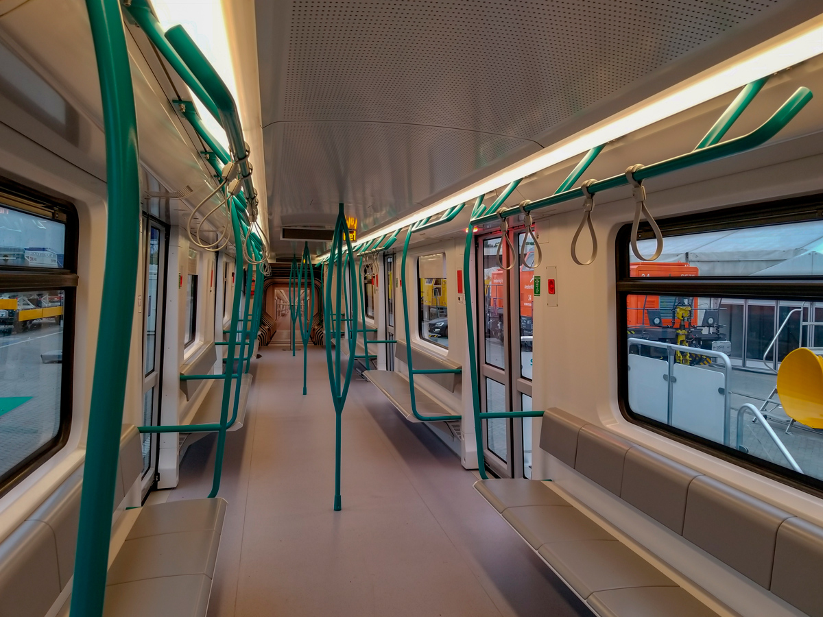 София, Siemens Inspiro SF № 7009; Берлин — InnoTrans 2018