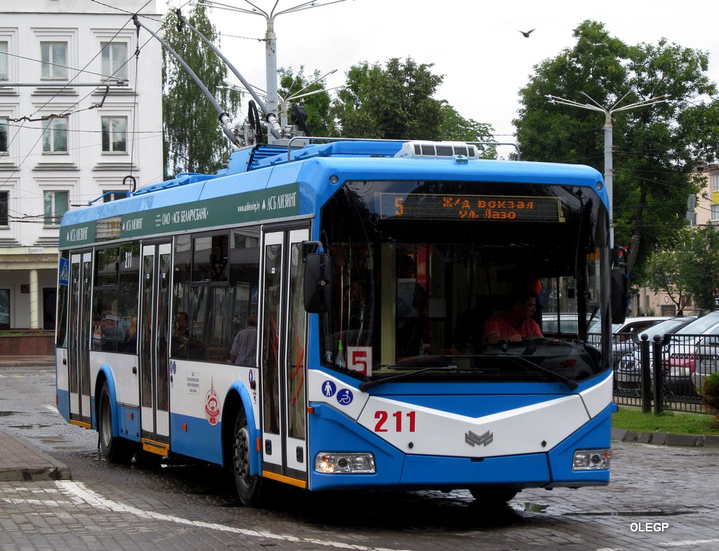 Витебск, БКМ 321 № 211