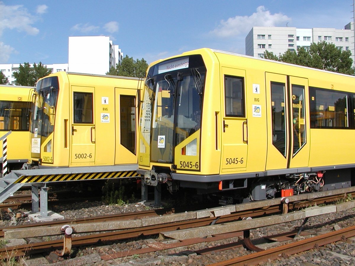 Berlin, BVG H01 № 5045-6