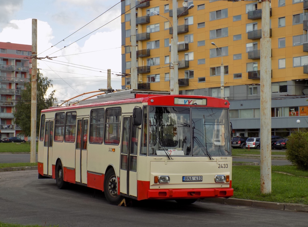 Вильнюс, Škoda 14Tr02 № 2433