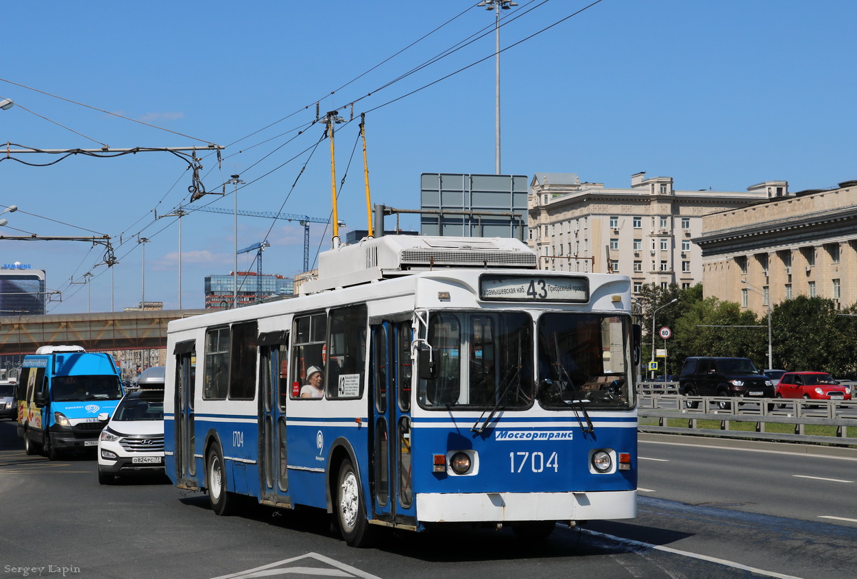 Maskva, ZiU-682GM1 (with double first door) nr. 1704