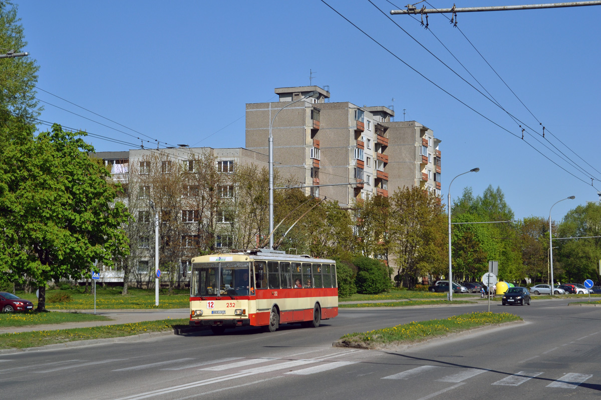Каунас, Škoda 14Tr02 № 232