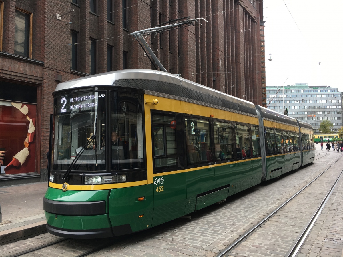 Helsinkis — Espoo, Škoda ForCity Smart Artic MLNRV3 nr. 452