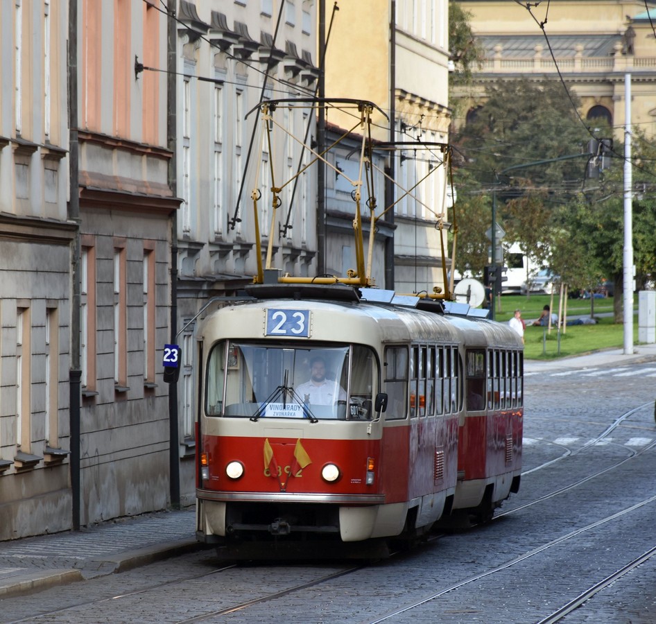 Prague, Tatra T3 # 6892