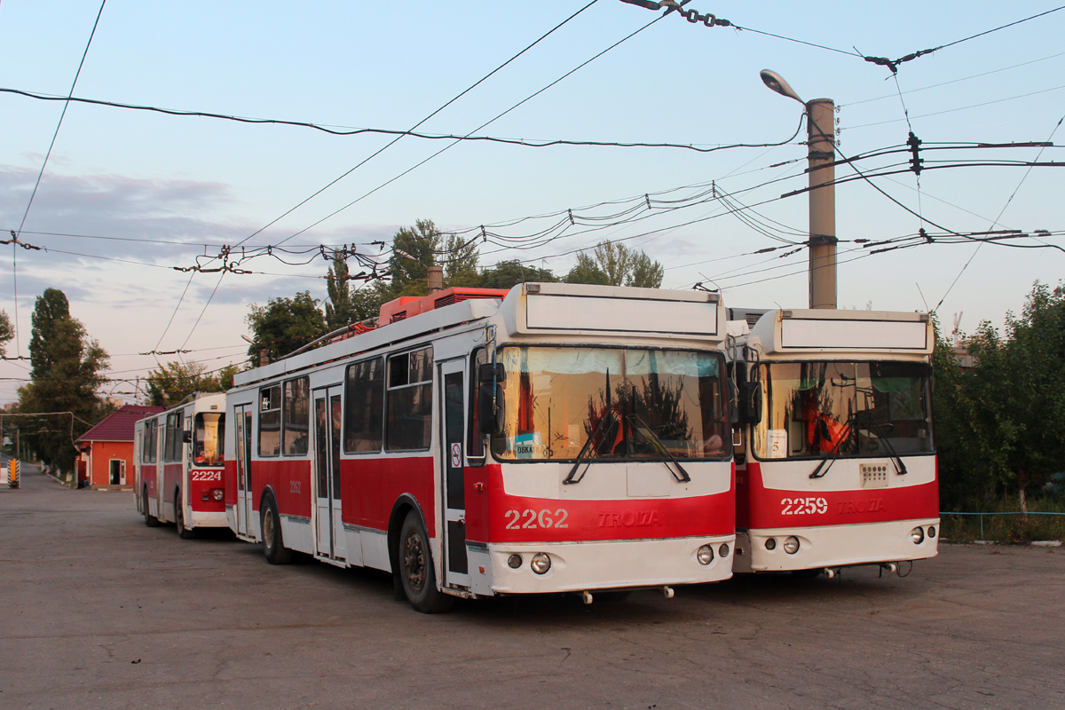 Saratov, ZiU-682G-016.02 № 2262