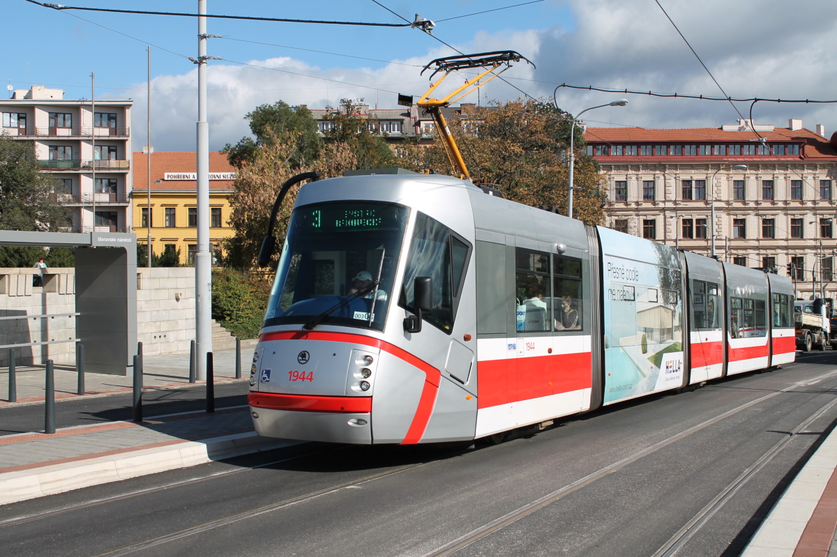Брно, Škoda 13T Elektra № 1944