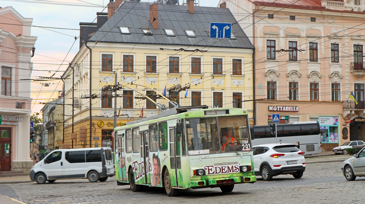 Черновцы, Škoda 14Tr89/6 № 293