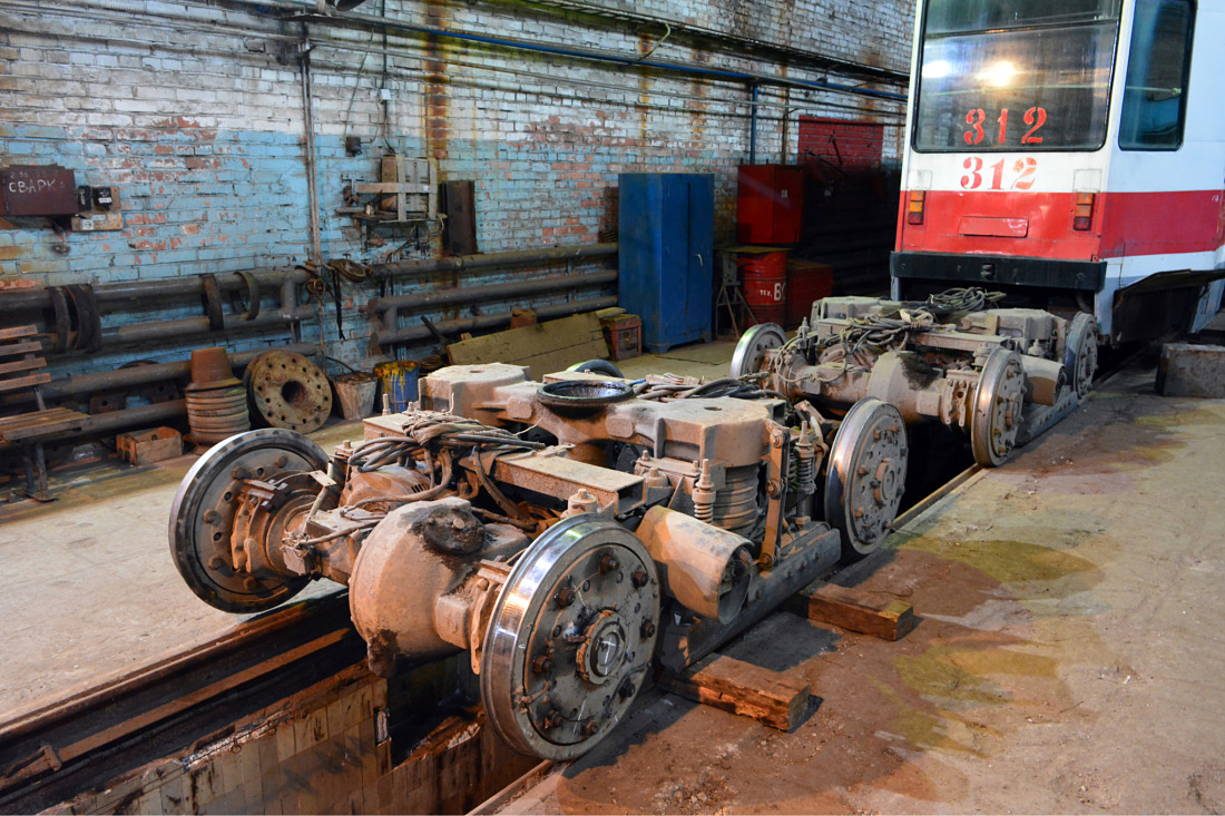 Владивосток, 71-608К № 312