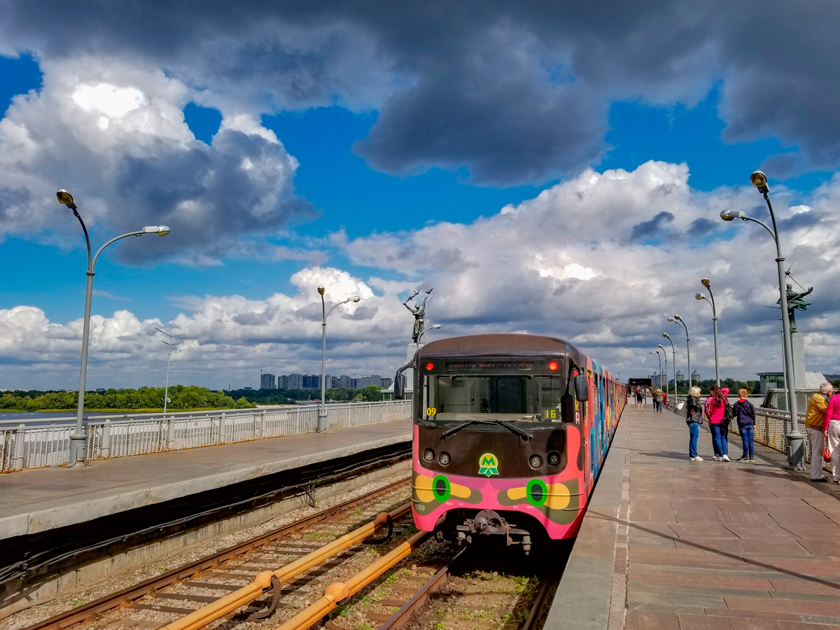 Киев, Е-КМ-Гб (81-7080) № 5369 Киев, Е-КМ-Гб (81-7080) № 5369