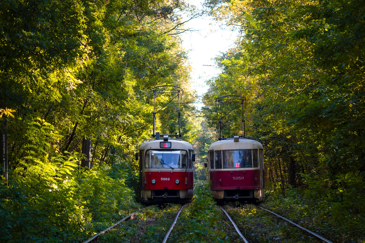 Київ, Tatra T3SUCS № 5966; Київ, Tatra T3SU № 5850 Київ, Tatra T3SUCS № 5966; Київ, Tatra T3SU № 5850