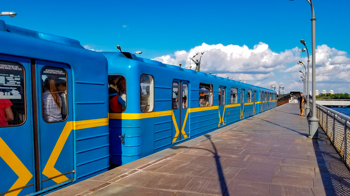 Kijev, E-KM-Pm (81-7081) — 3565