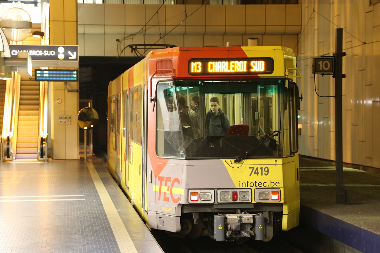 Charleroi, BN/ACEC type 6100 6-axle Nr. 7419