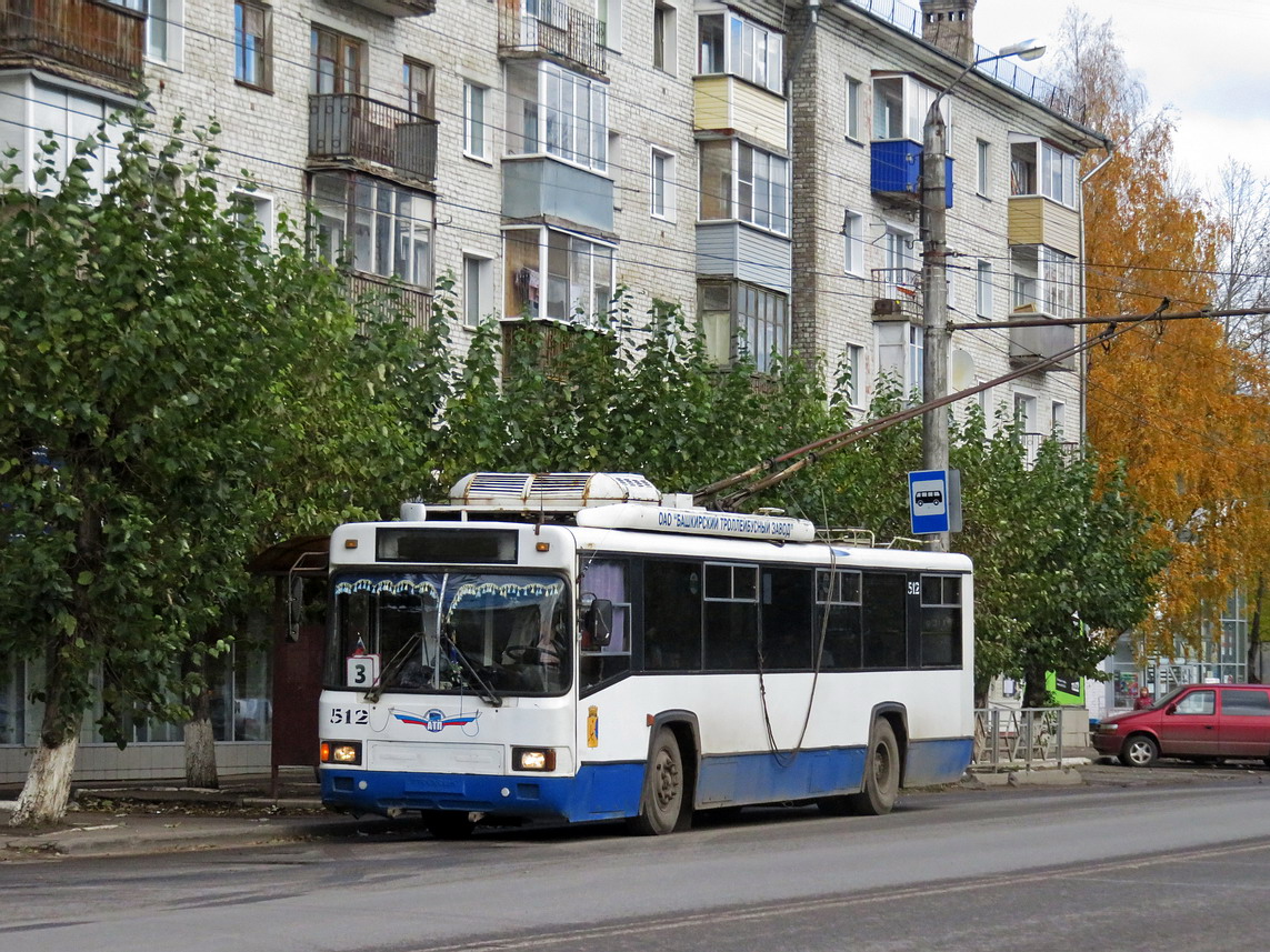 Киров, БТЗ-52764Р № 512