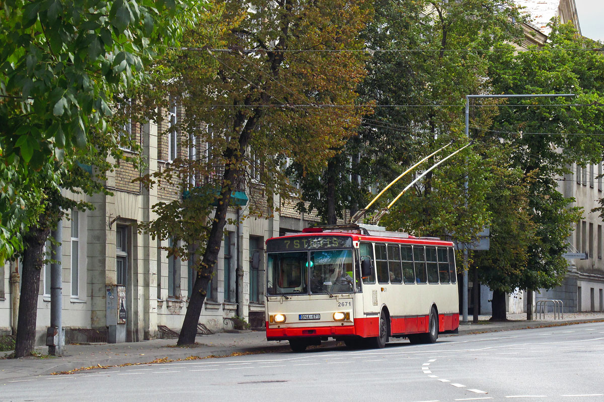 Вильнюс, Škoda 14Tr17/6M № 2671