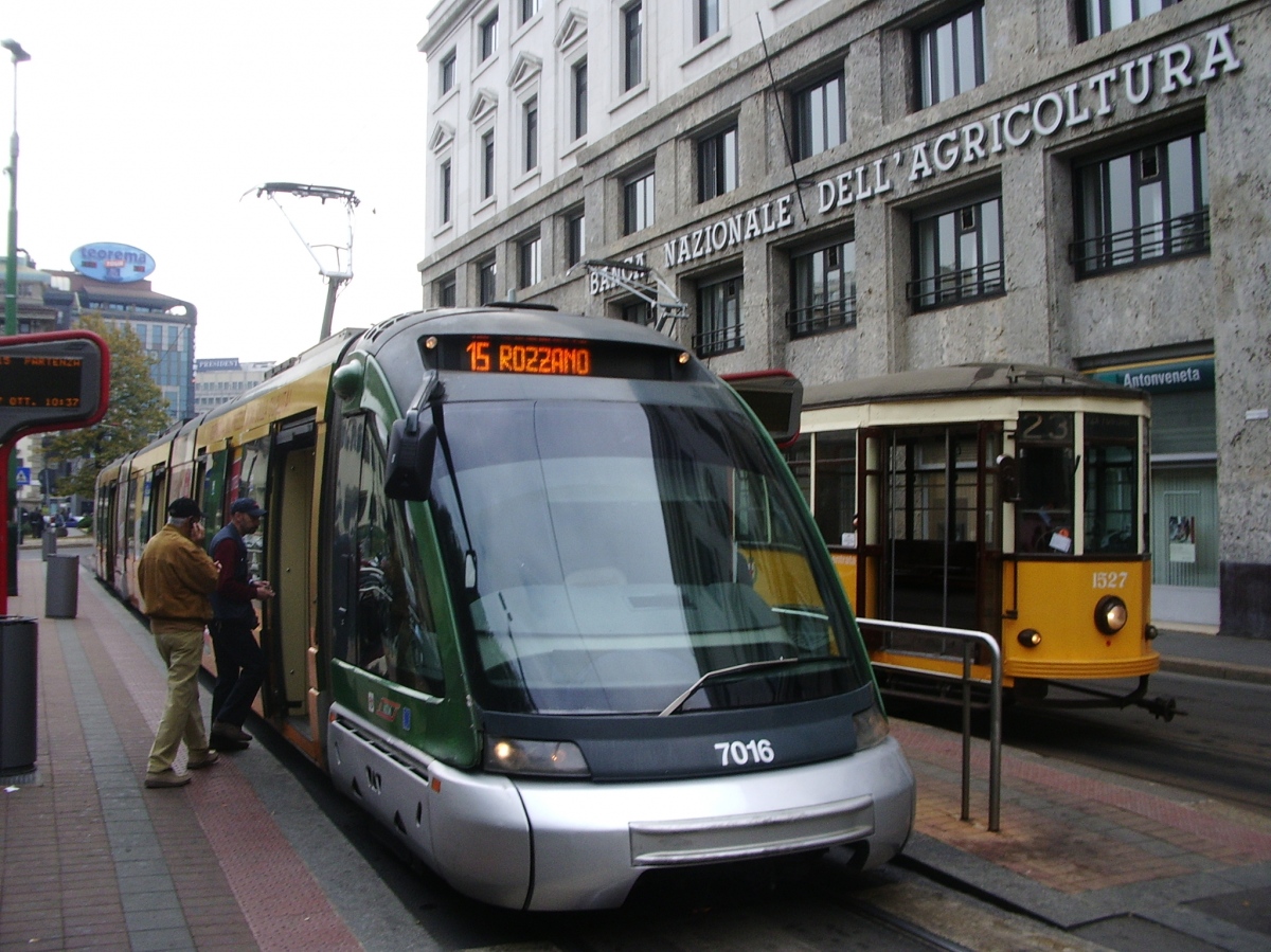 Милан, Bombardier Eurotram (Flexity Outlook) № 7016