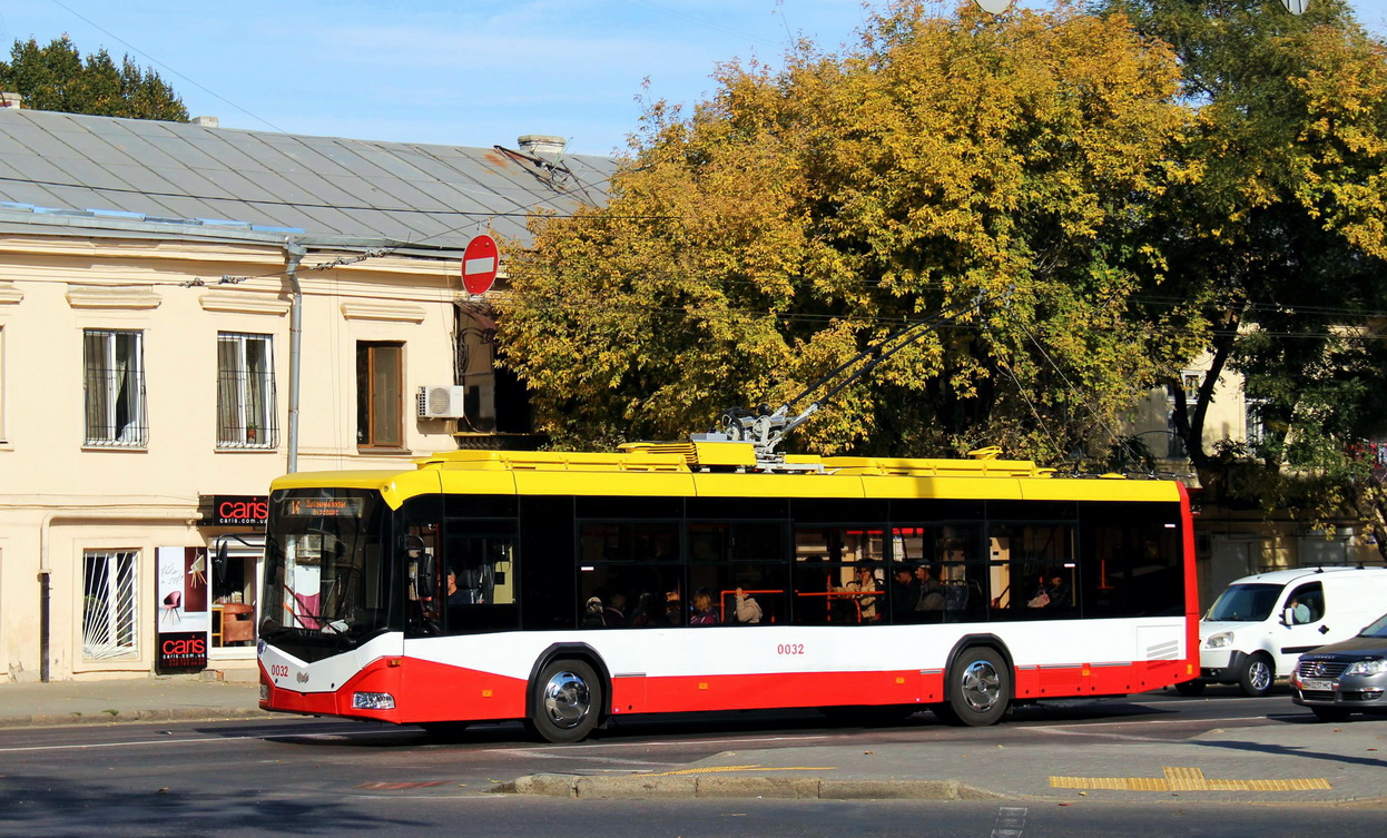 Одесса, БКМ 321 № 0032