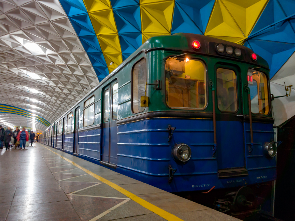 Харьков, Еж3 № 5727