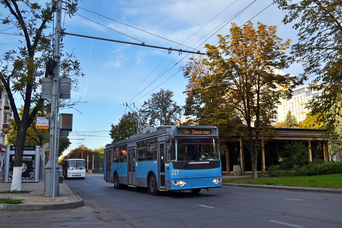 Краснодар, ЗиУ-682Г-016.02 № 227