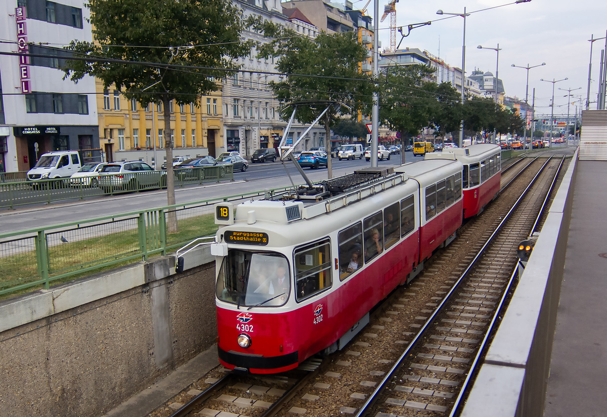 Виена, Lohner Type E2 № 4302