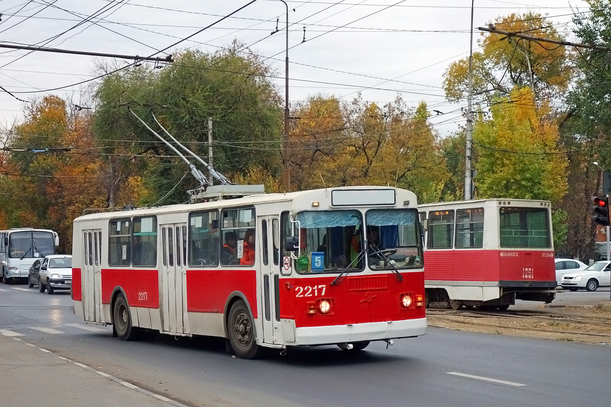 Саратов, ЗиУ-682Г-016 (012) № 2217