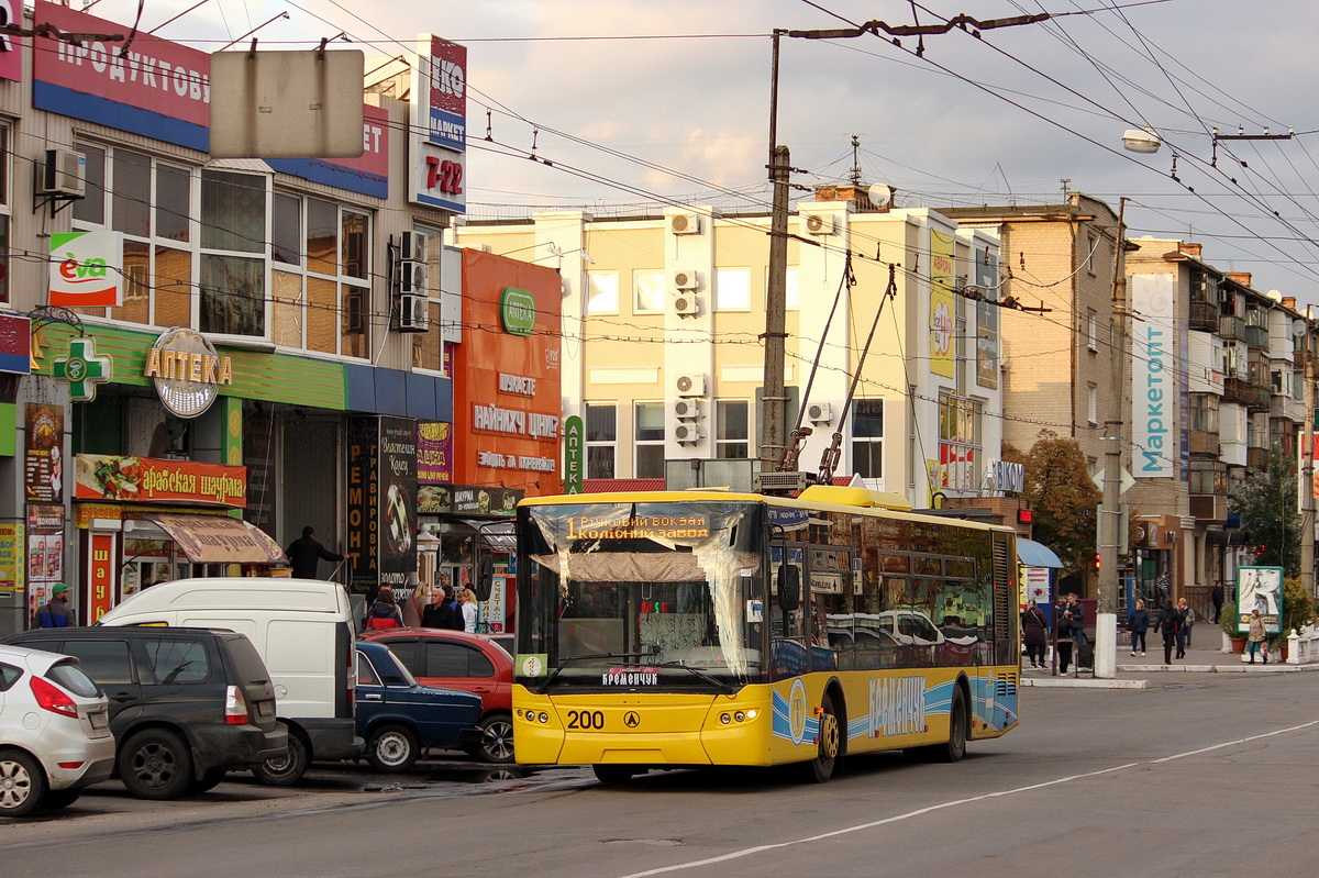 Кременчуг, ЛАЗ E183D1 № 200