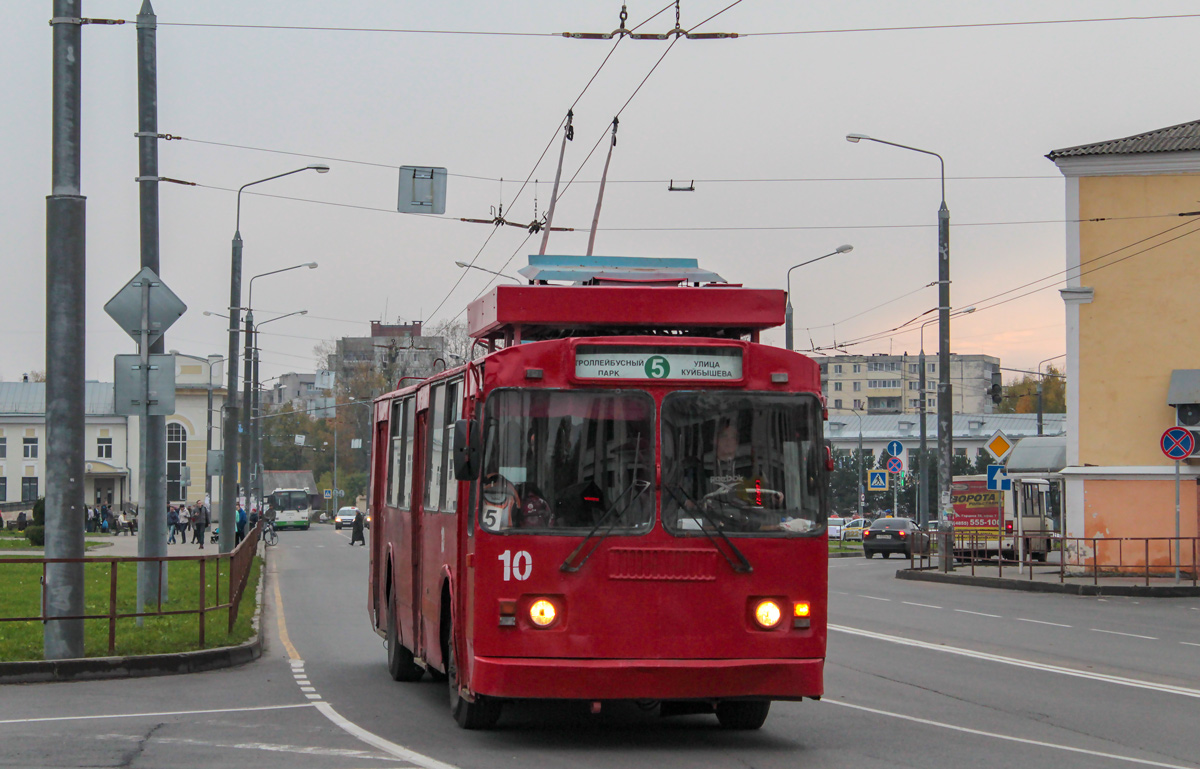 Rybinsk, ZiU-682G [G00] N°. 10