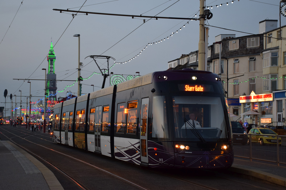 Блэкпул, Bombardier Flexity 2 № 013