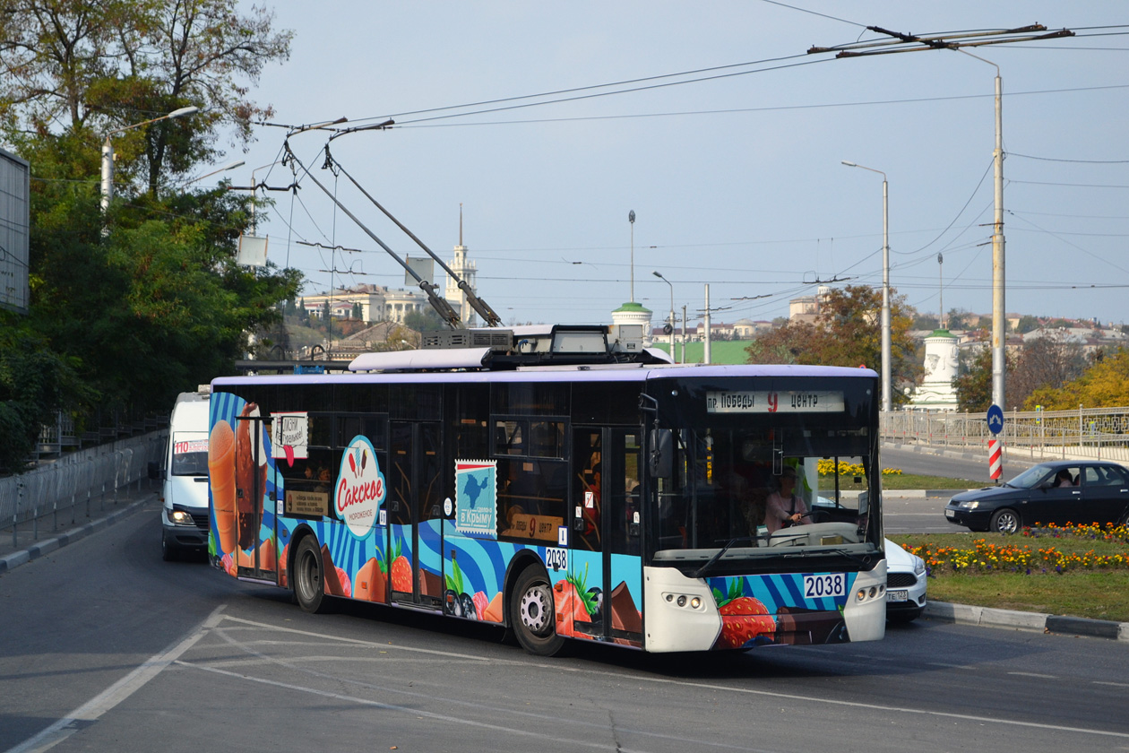Севастополь, ЛАЗ E183A1 № 2038