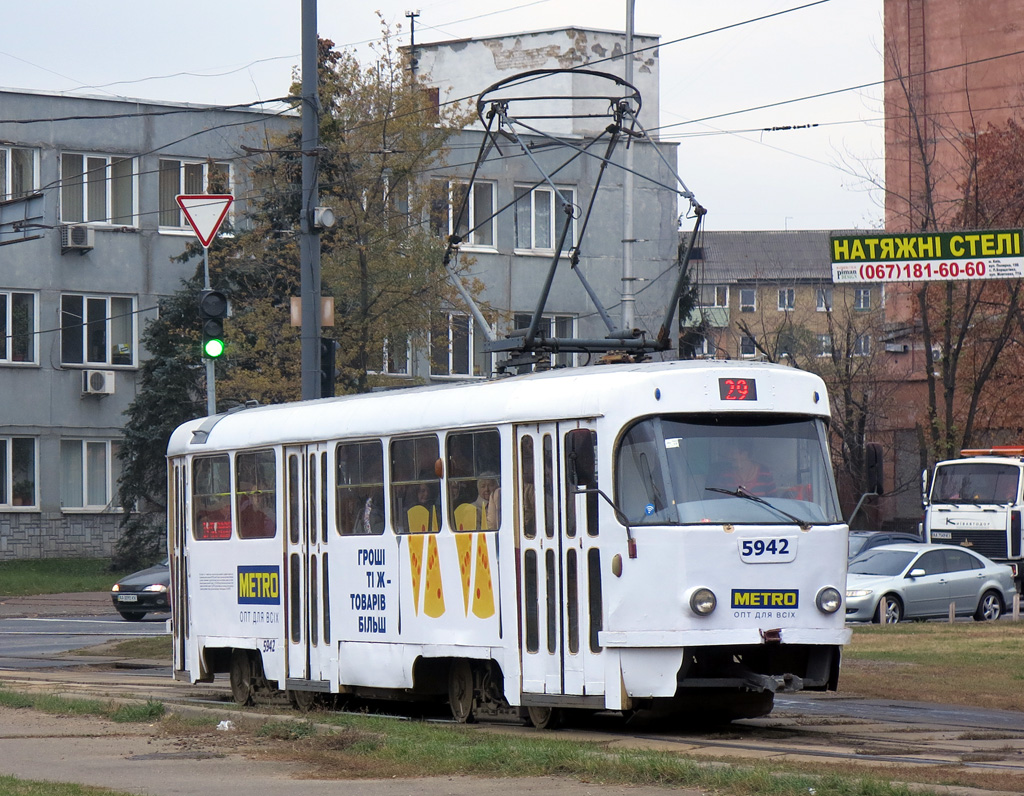 Киев, Tatra T3SU № 5942