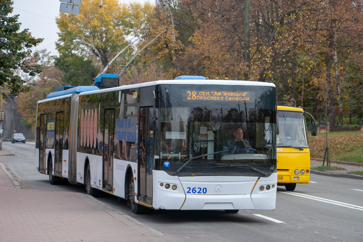 Киев, ЛАЗ E301D1 № 2620
