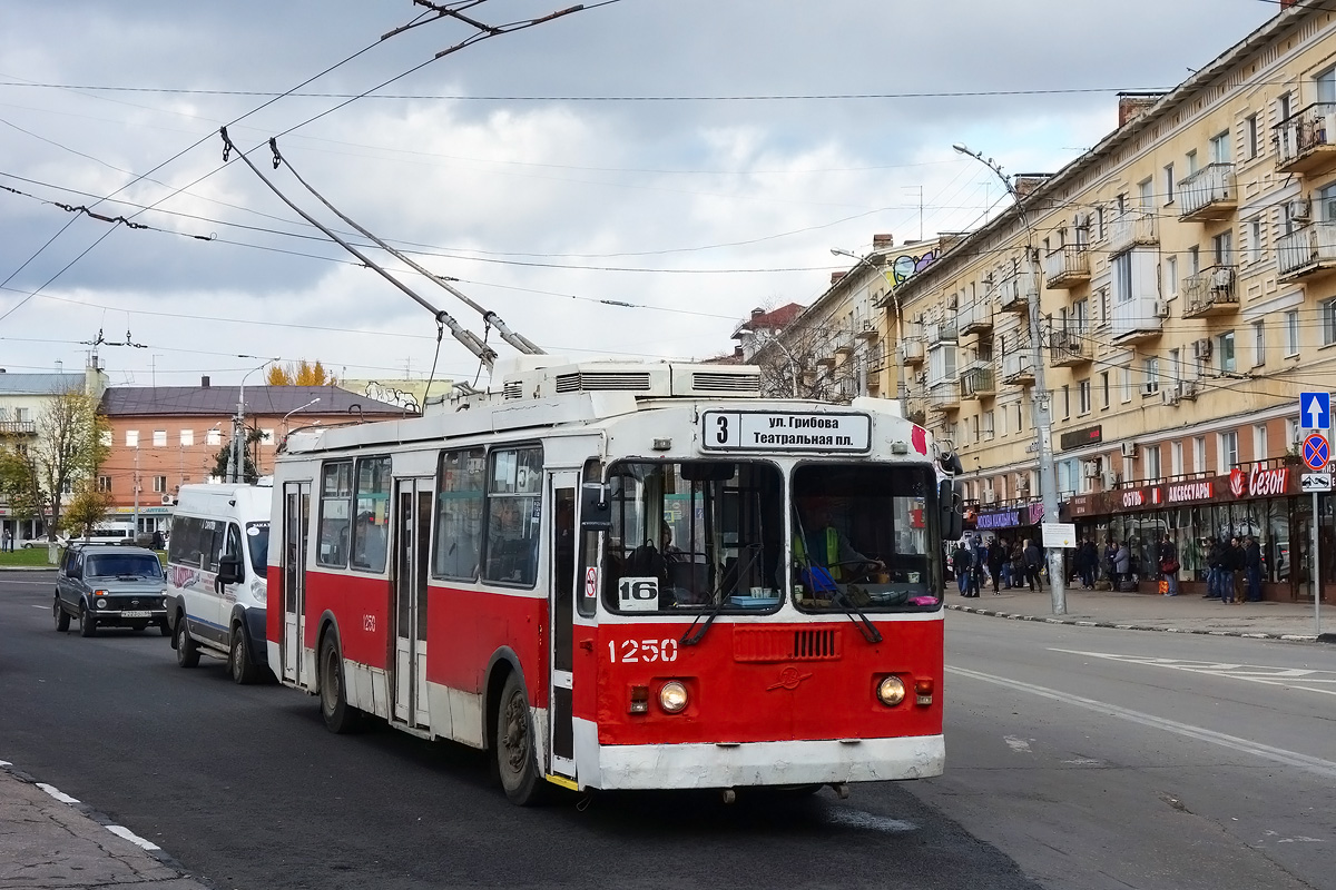 Саратов, ЗиУ-682Г-016.02 № 1250