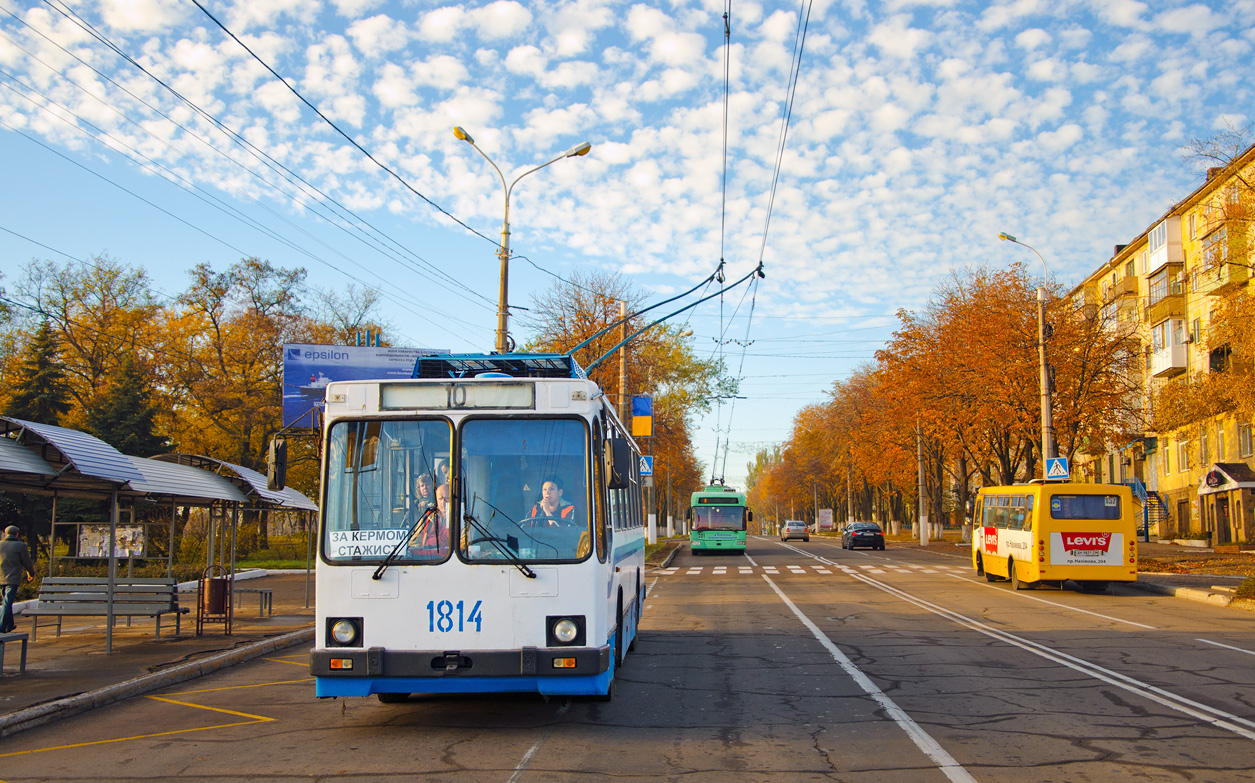 Мариуполь, ЮМЗ Т2 № 1814