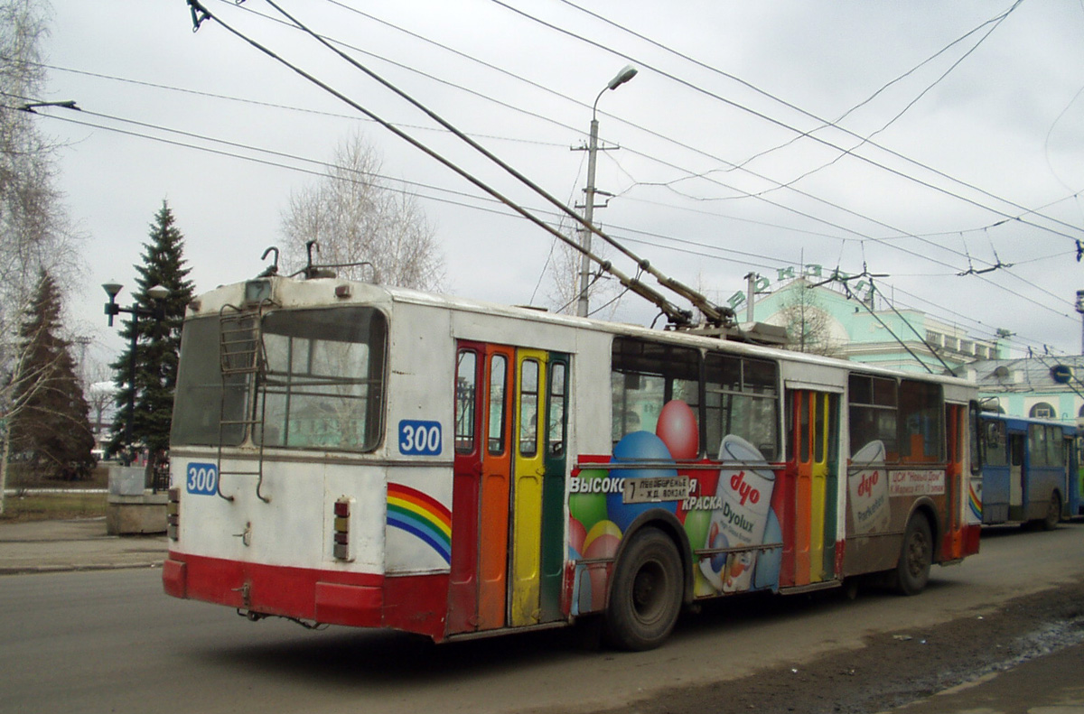 Омск, ЗиУ-682Г (СЗТМ) № 300