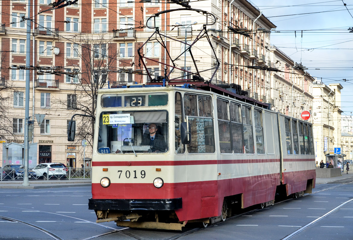 Санкт-Петербург, ЛВС-86К № 7019