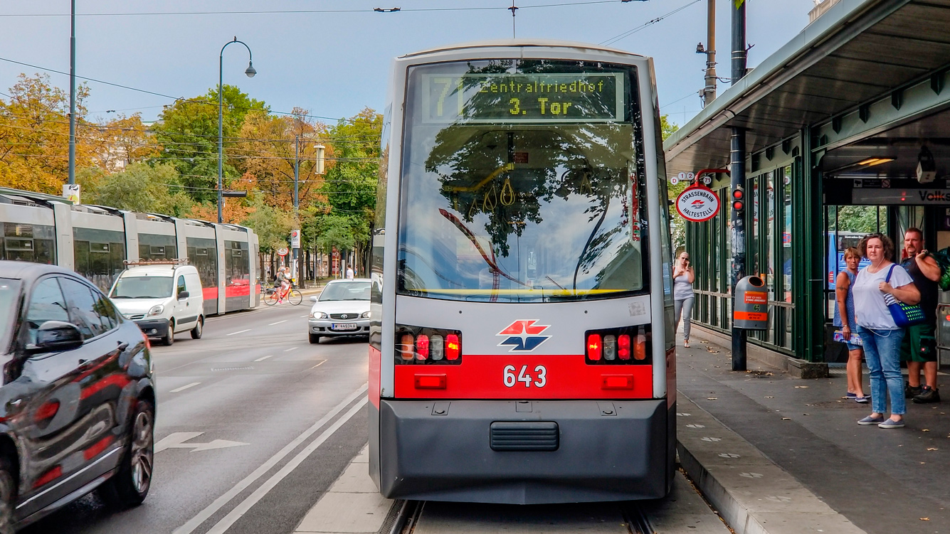 Bécs, Siemens ULF-B — 643